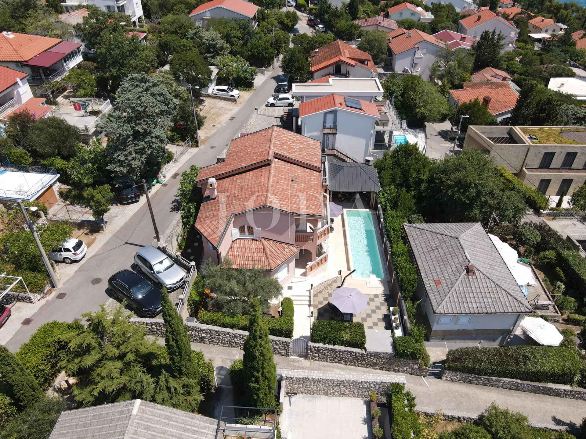 novi vinodolski kuća s bazenom - slika 28