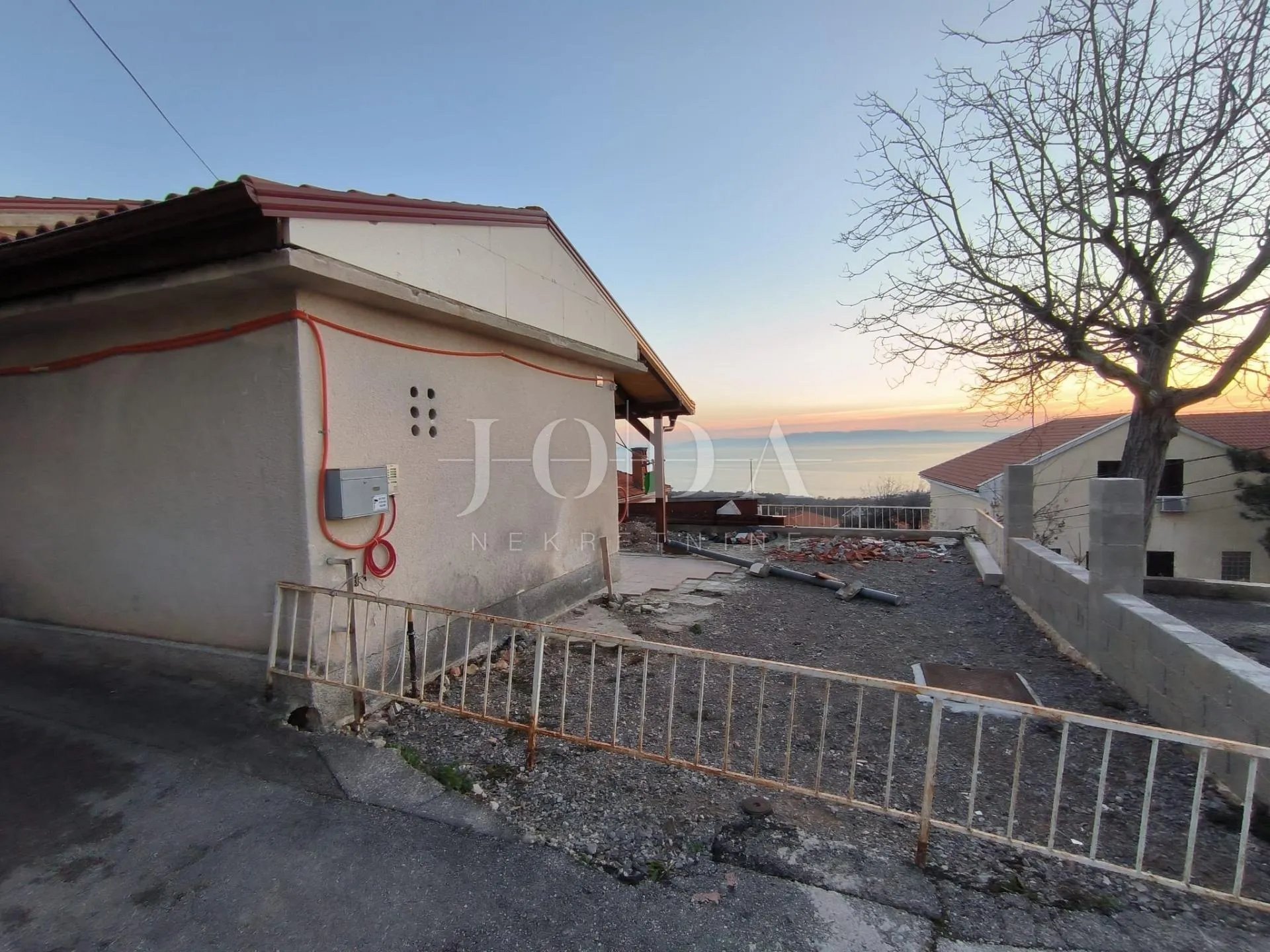 kostrena kuća - slika 42