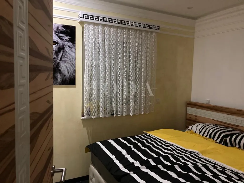 crikvenica kuća novogradnja sa 4 garaže - slika 44