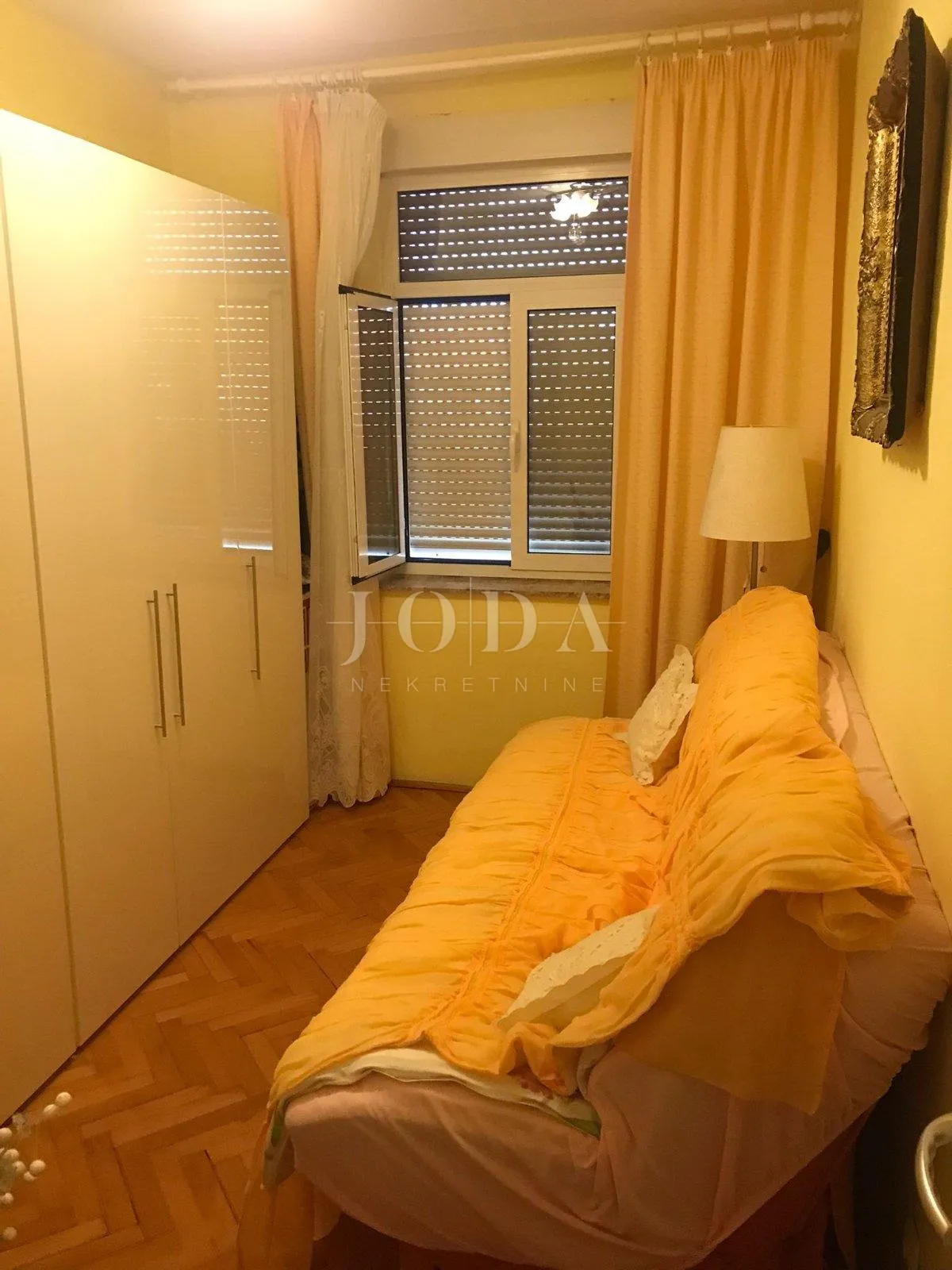 senj, stan,centar,100m od mora - slika 4