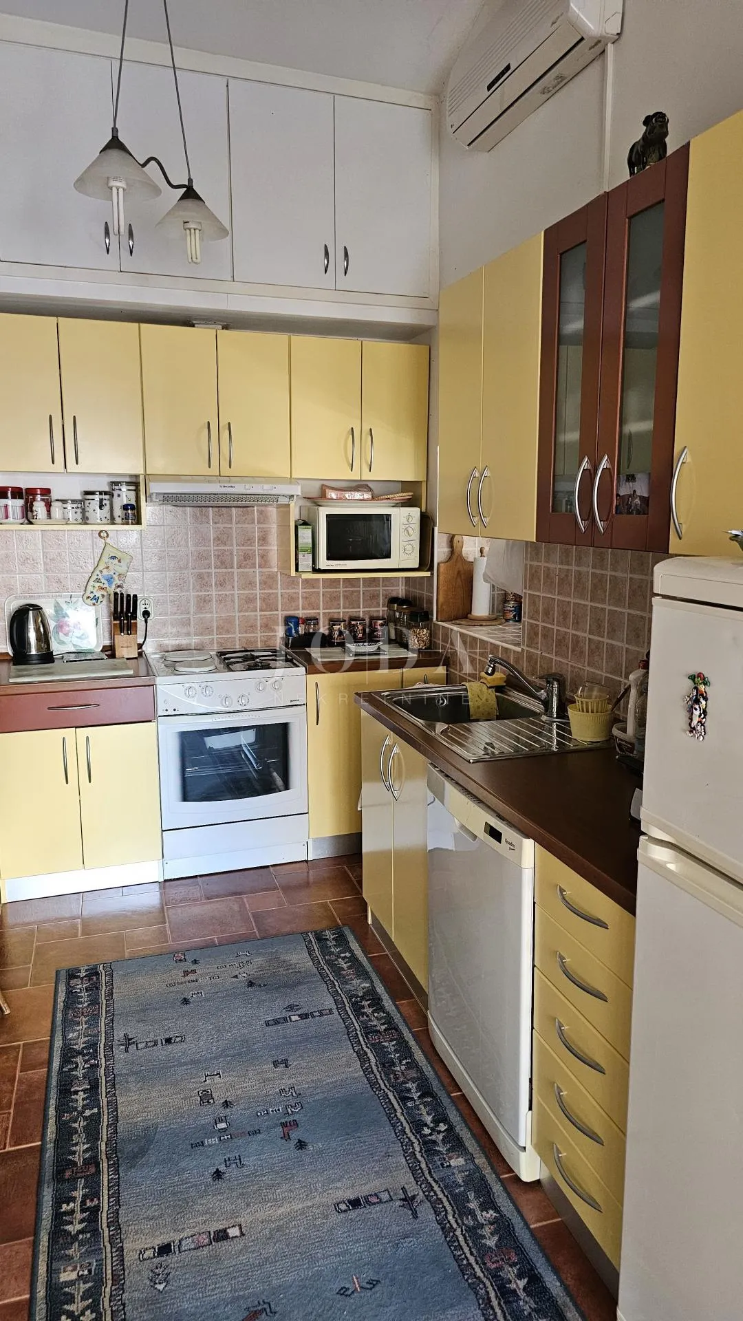 kuća u nizu sa 4 apartmana i balkonom,vrsar centar - slika 25