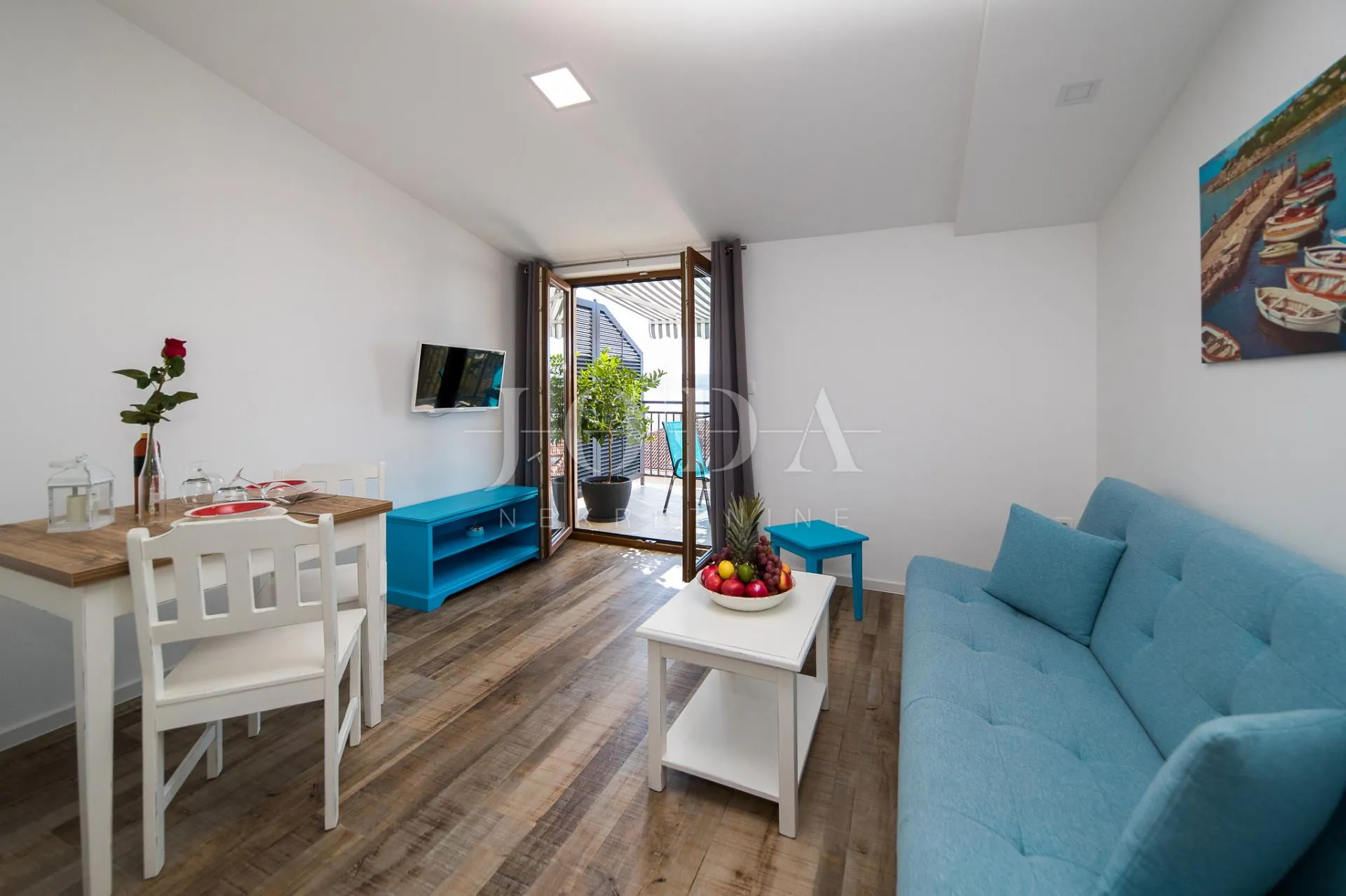 crni mol penthaus dva apartmana - slika 25