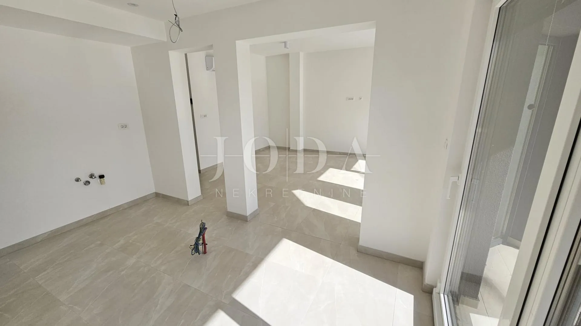 crikvenica novogradnja prizemlje sa terasom - slika 4