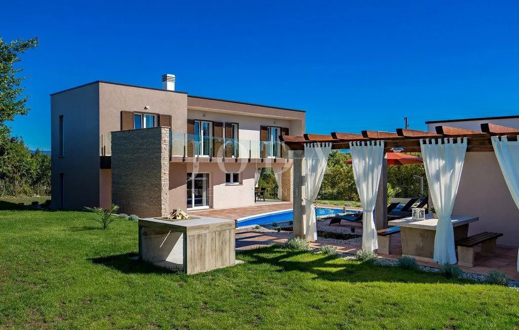 Labin, okolica, Villa sa bazenom i wellnessom