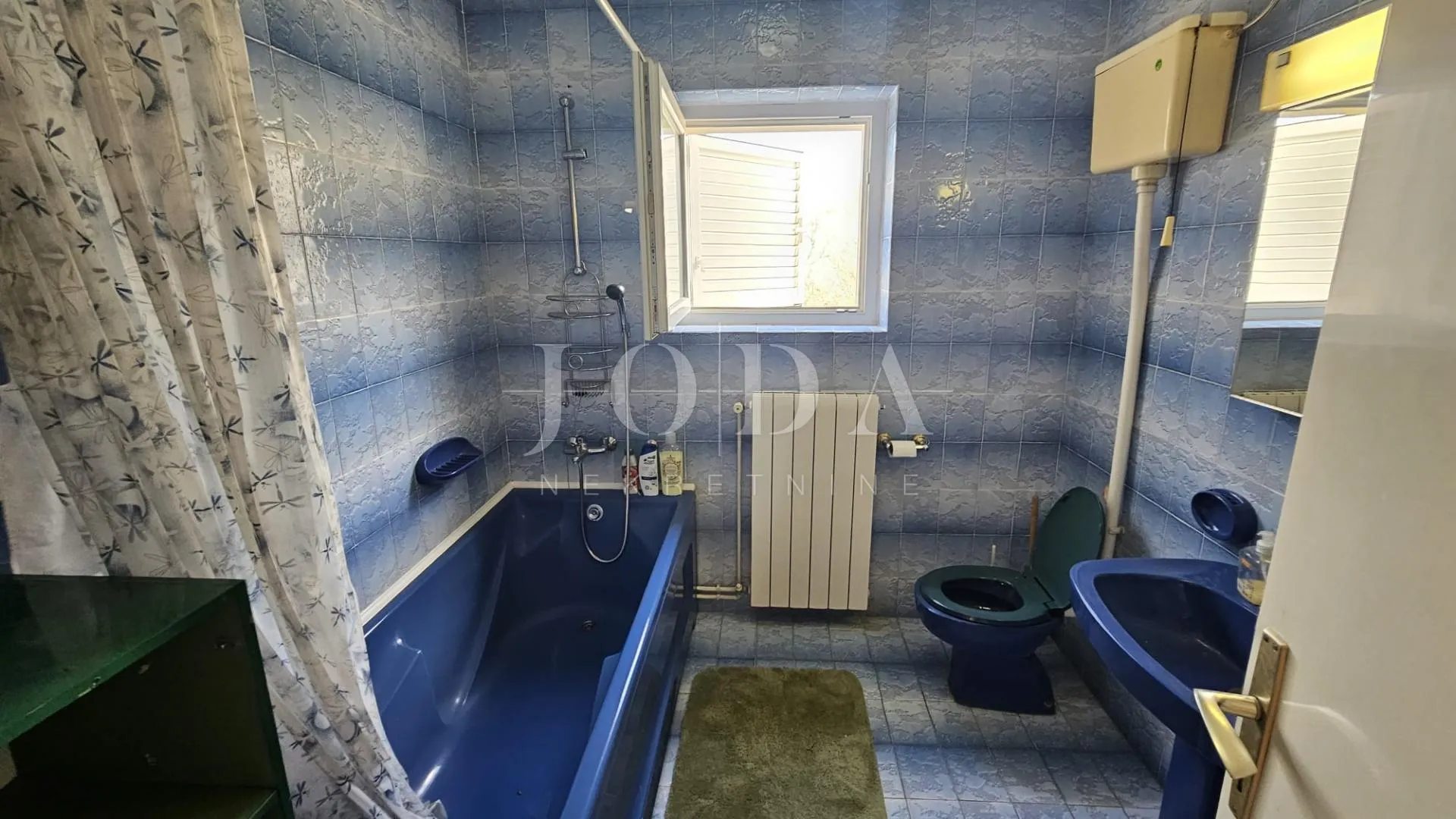vila sa prekrasnim pogledom - slika 25
