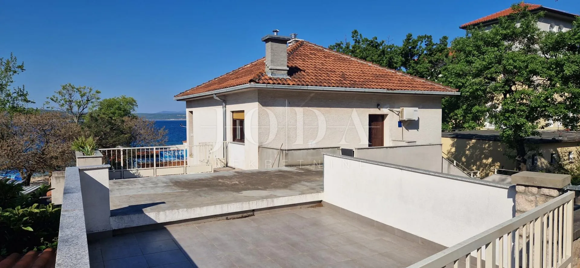 crikvenica, kuća prvi red do mora - slika 28