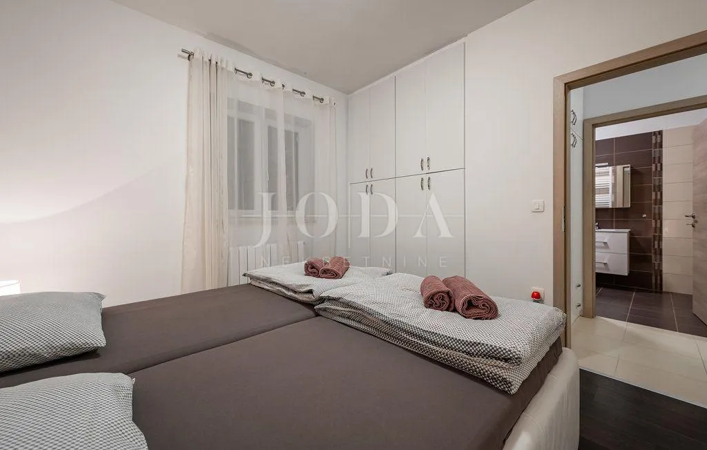 labin, okolica, kuća za odmor sa bazenom - slika 26