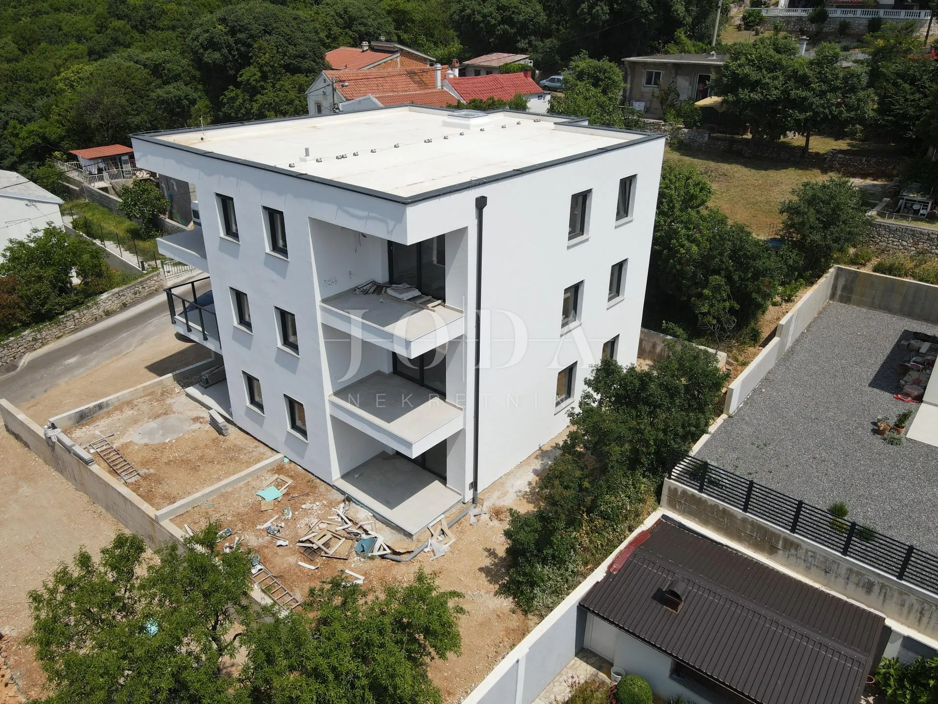 novogradnja blizu mora - slika 11
