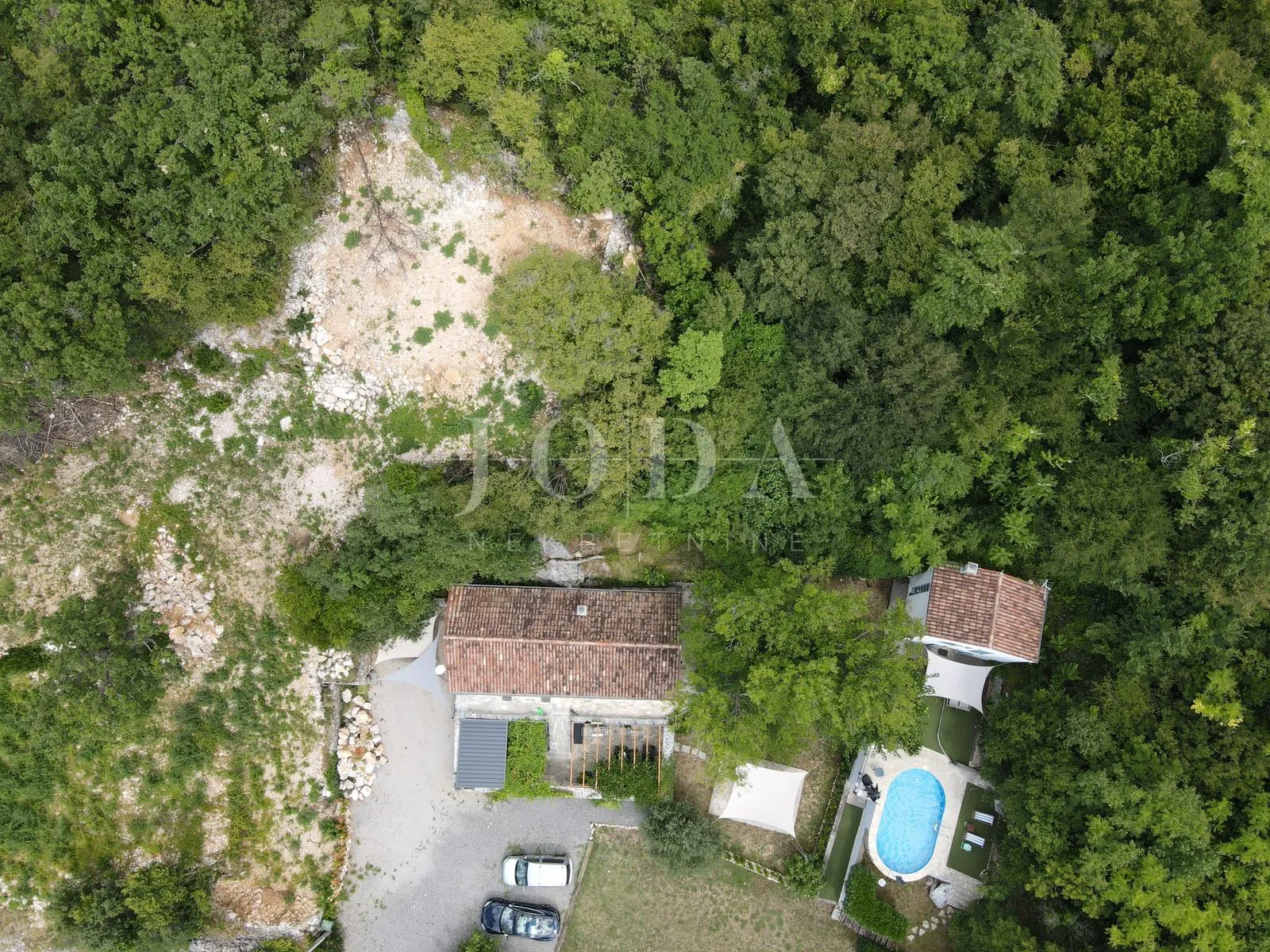 grižane imanje sa dvije kamene kuće i zemljištem - slika 47