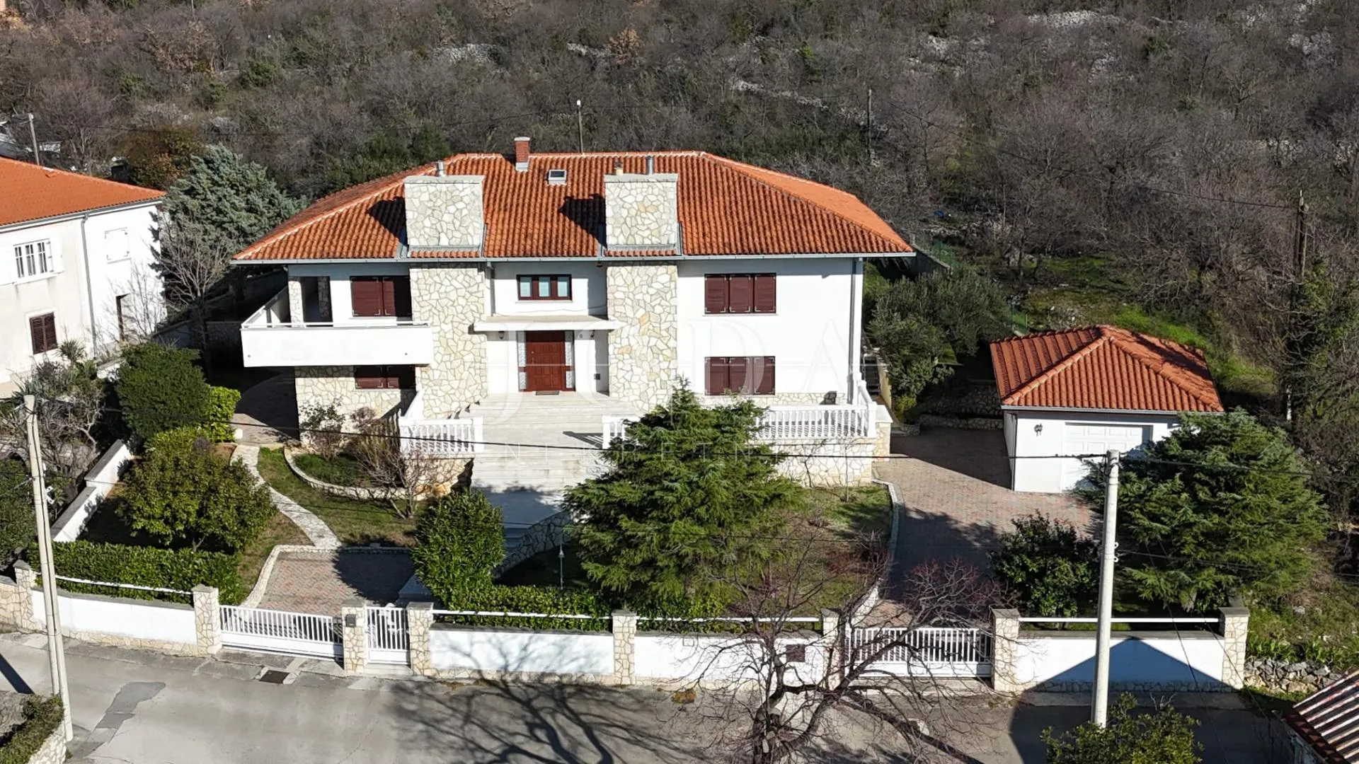 jedinstvena kuća za život - slika 2