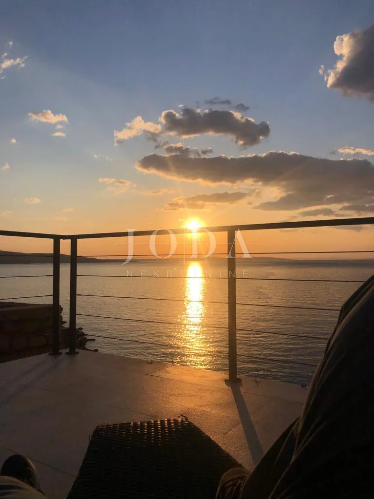 senj okolica kuća prvi red do mora - slika 6