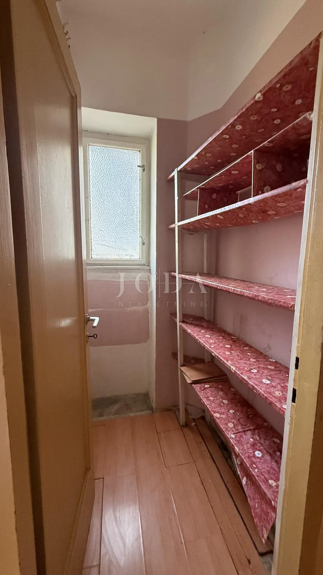zagreb, na odličnoj lokaciji-trosoban stan s dva balkona 77m2 - slika 13