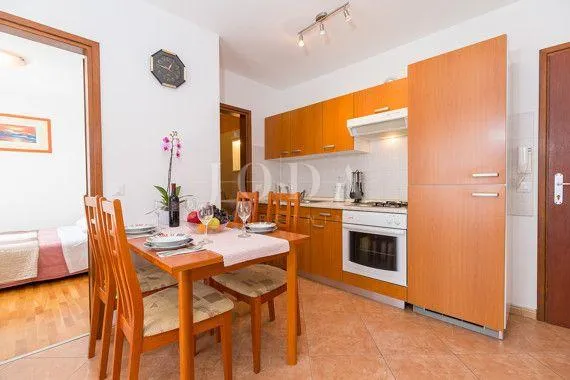 popust!dva apartmana sa zajedničkim bazenom,novigrad - slika 3