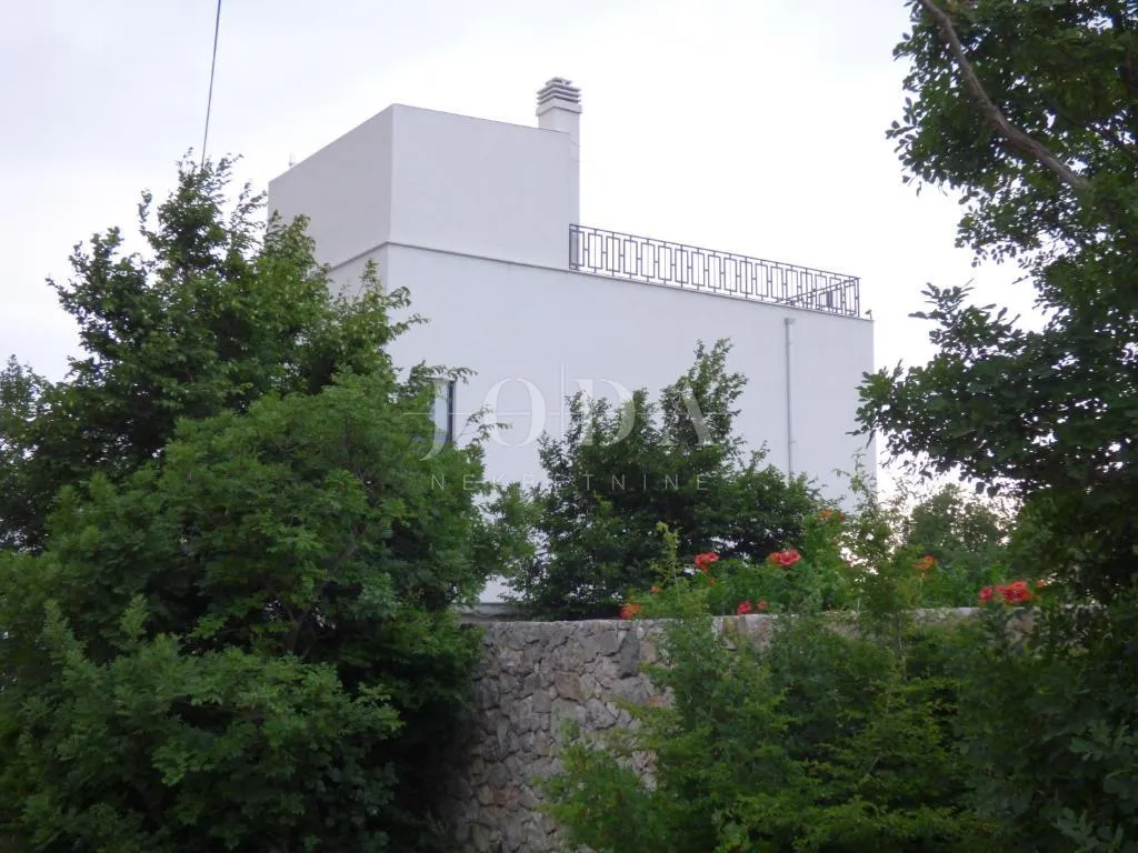 šmrika kuća sa bazenom - slika 11