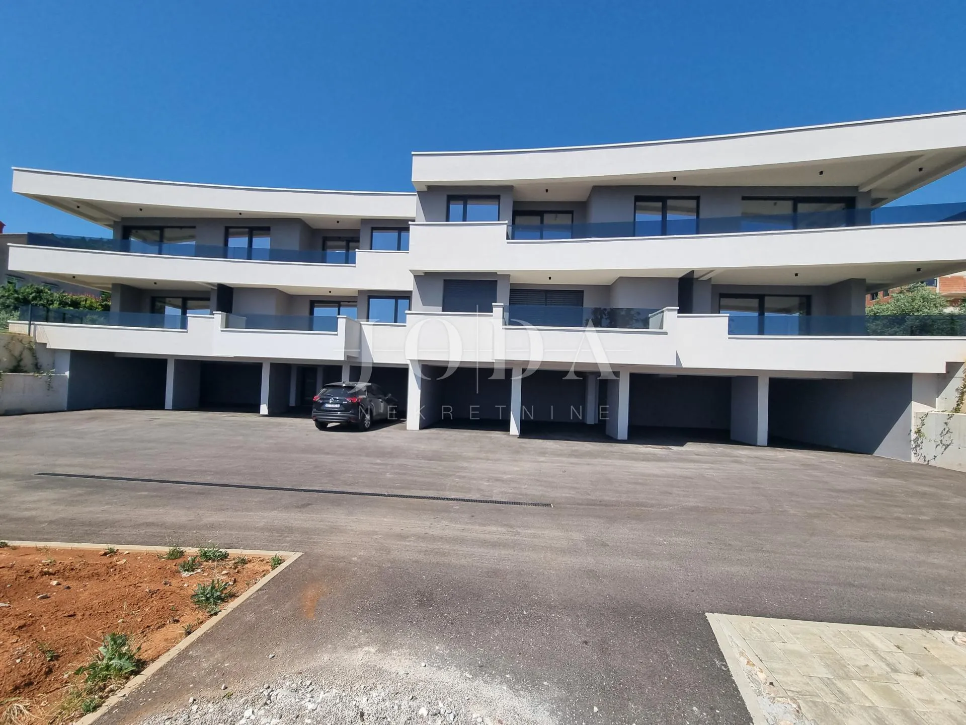 lovran – penthouse u novogradnji s pogledom na more - slika 2
