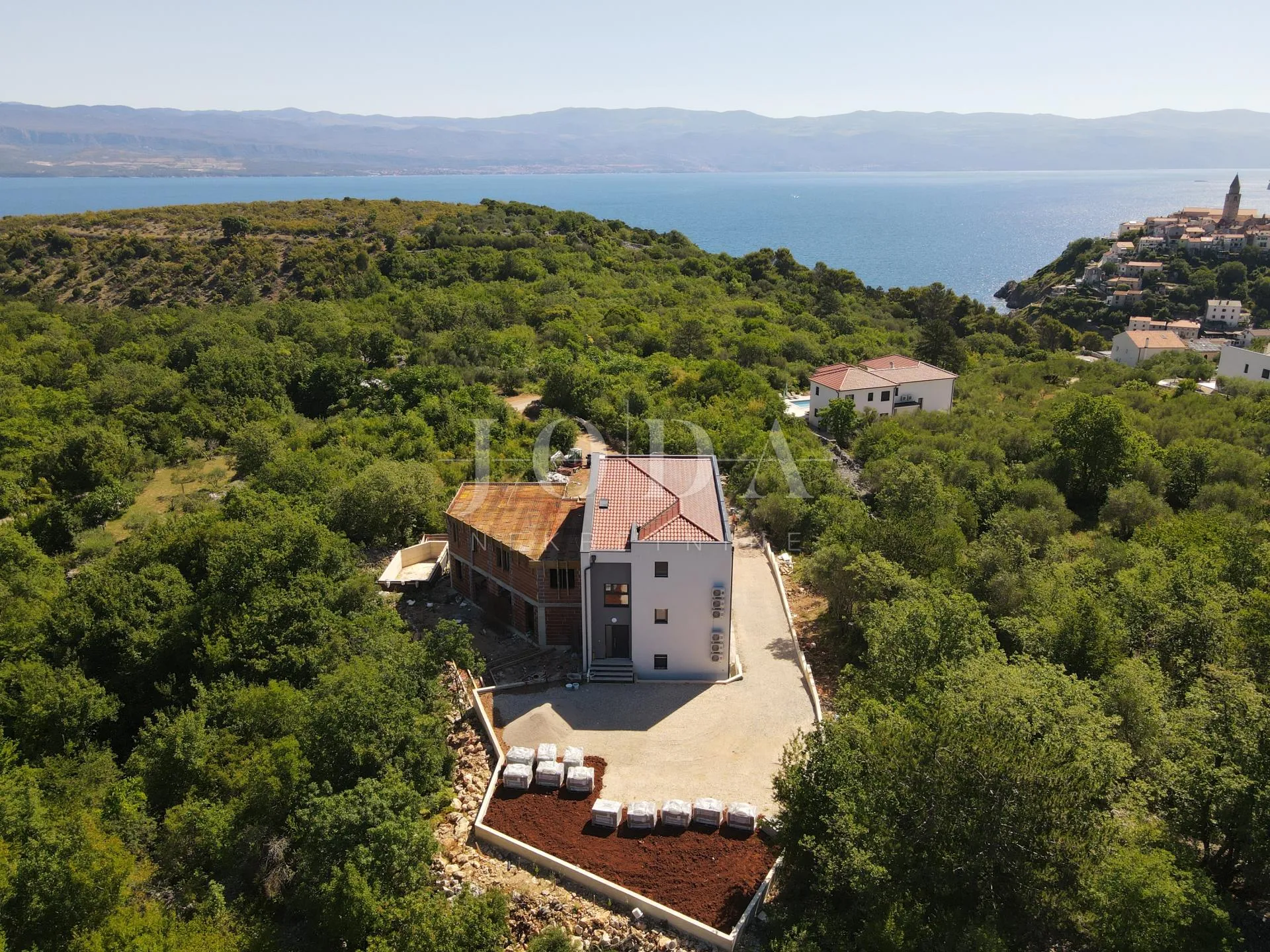 otok krk vrbnik stan sa bazenom u novogradnji - slika 15