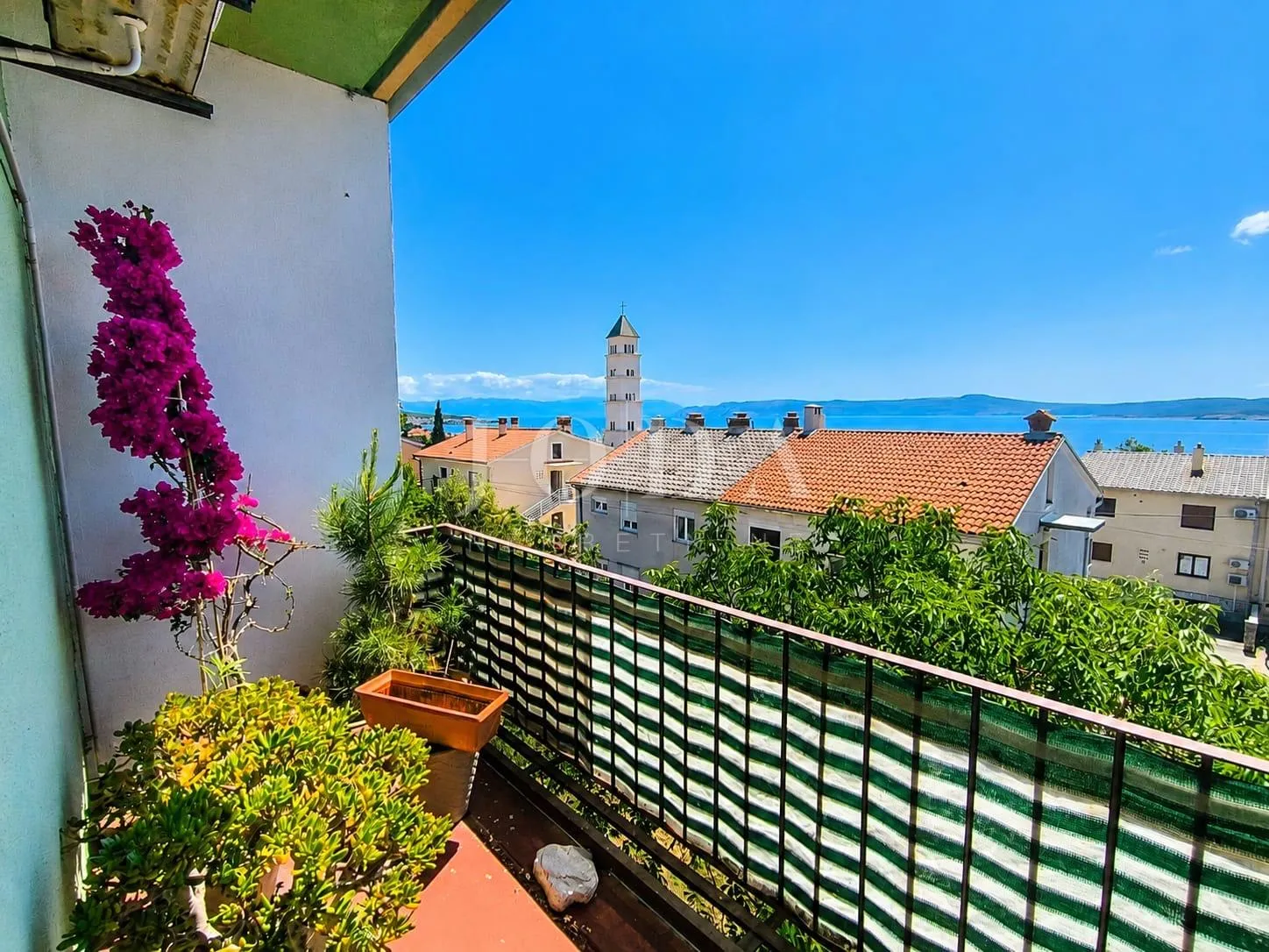 Crikvenica-prostrani stan u centru