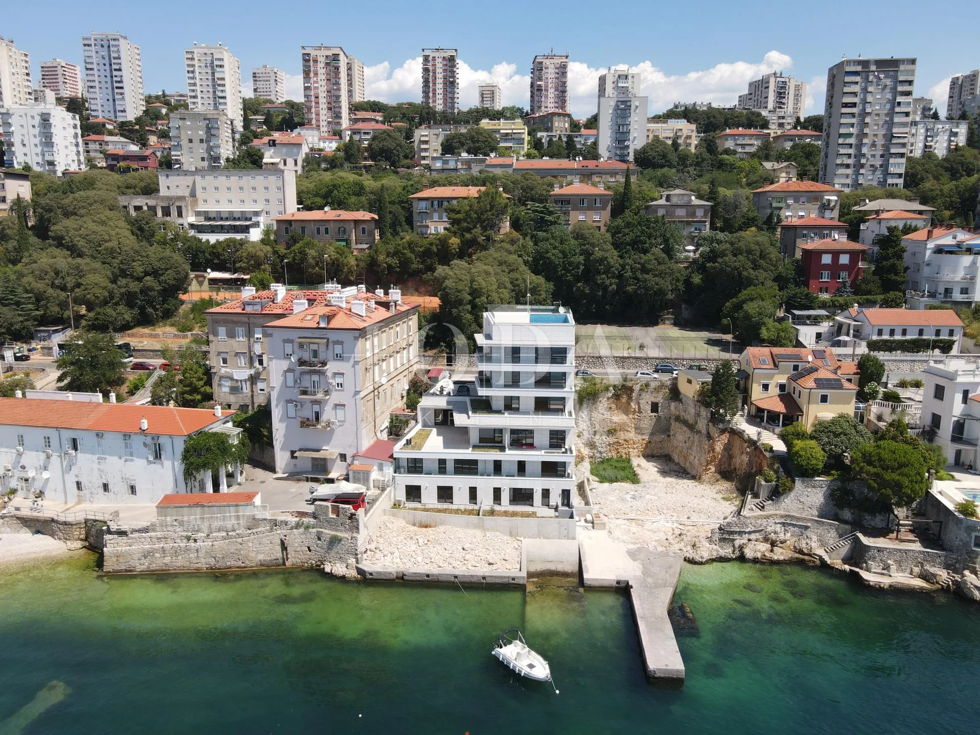 rijeka – pećine | luksuzan stan na 1. katu, prvi red do mora - slika 16