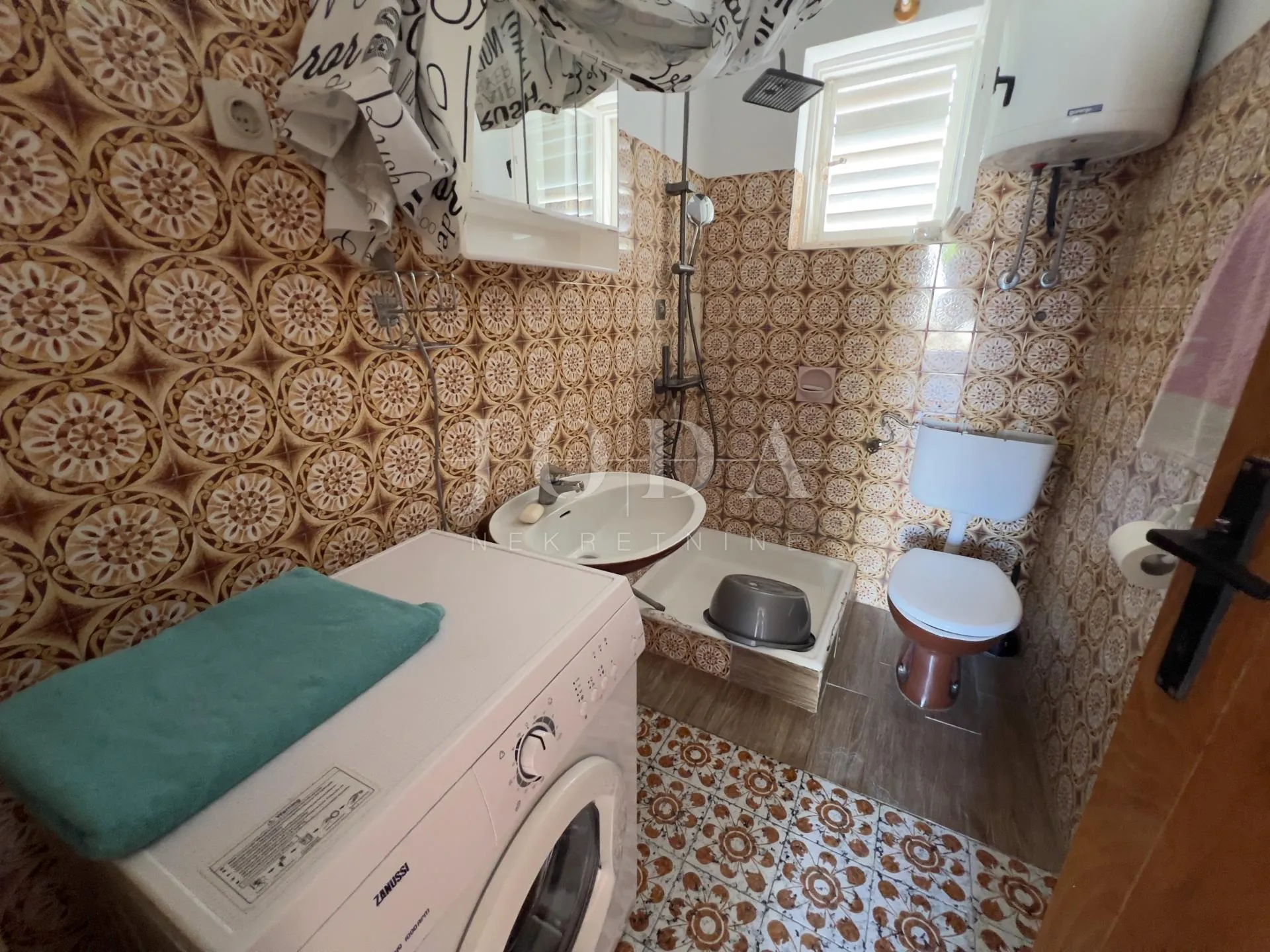 rab – supetarska draga | stan 68,62 m², samo 40 m od mora, veliko dvorište, parking! - slika 6