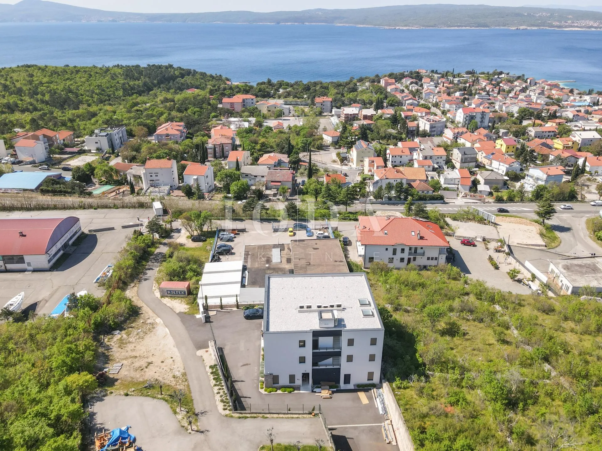 selce, novogradnja, dvoetažni stan - slika 2