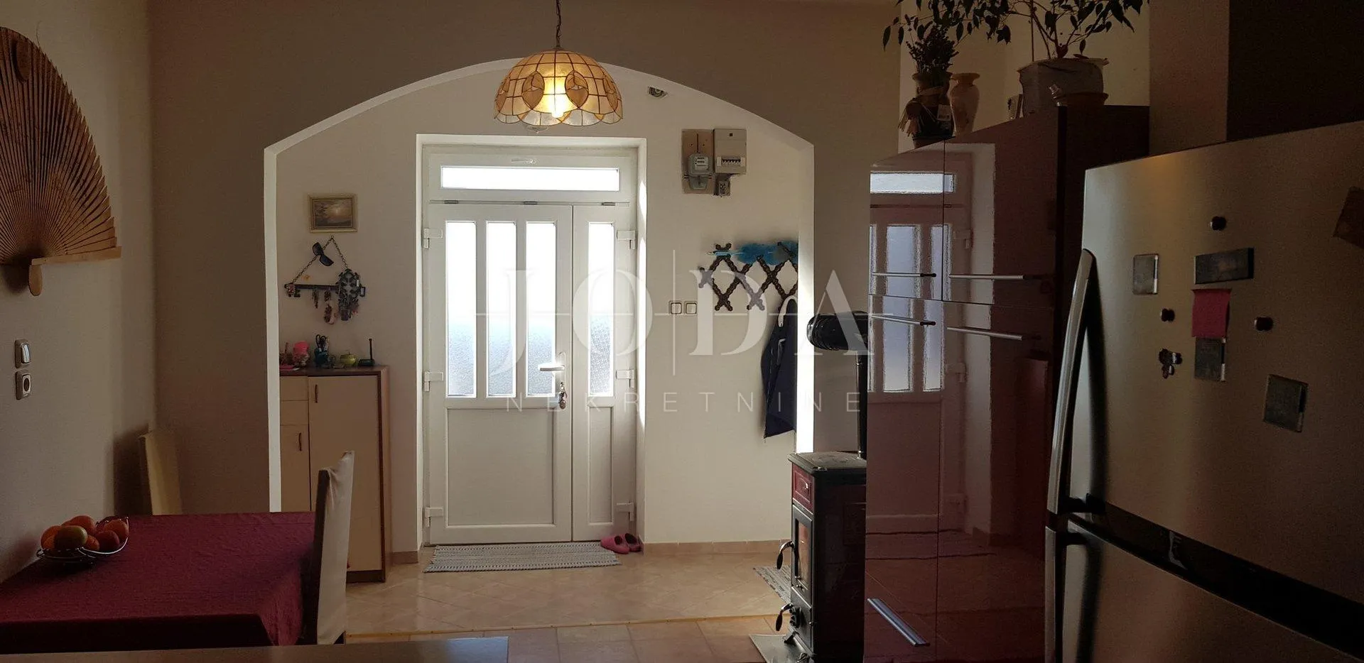 jadranovo kuća sa tri stana - slika 28