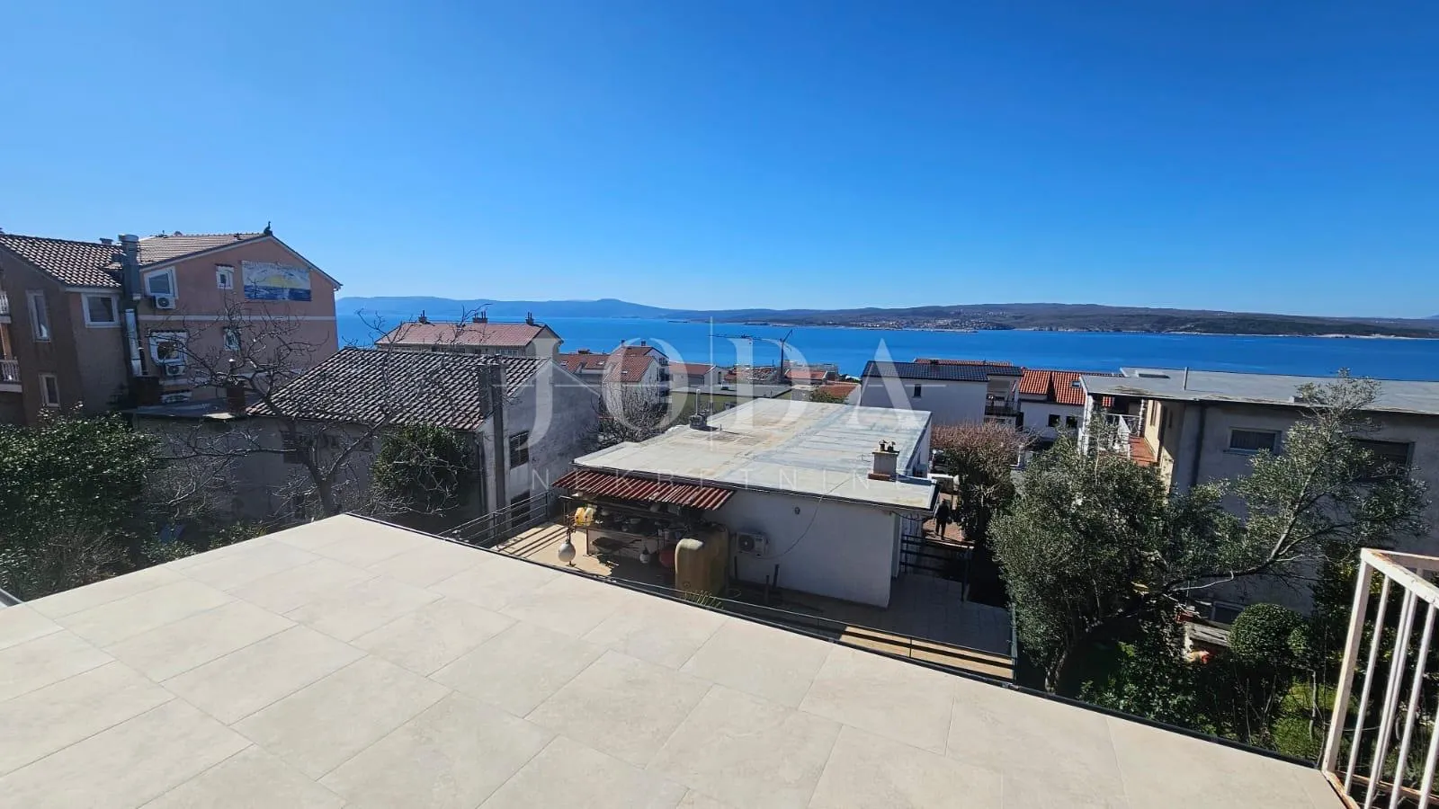 crikvenica-stan na prvom katu u blizini centra i mora - slika 8