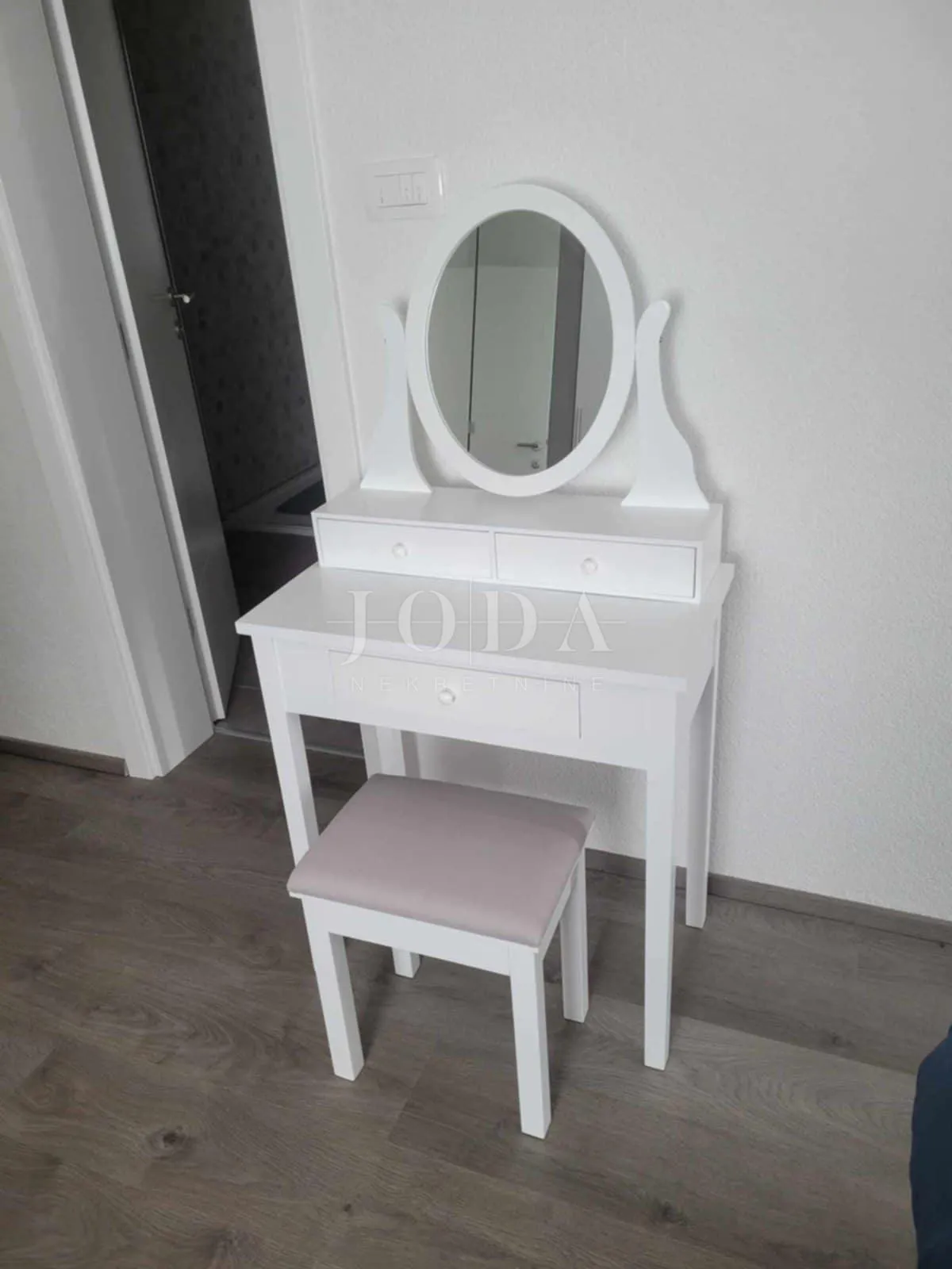 šilo kuća sa 3 apartmana - slika 22