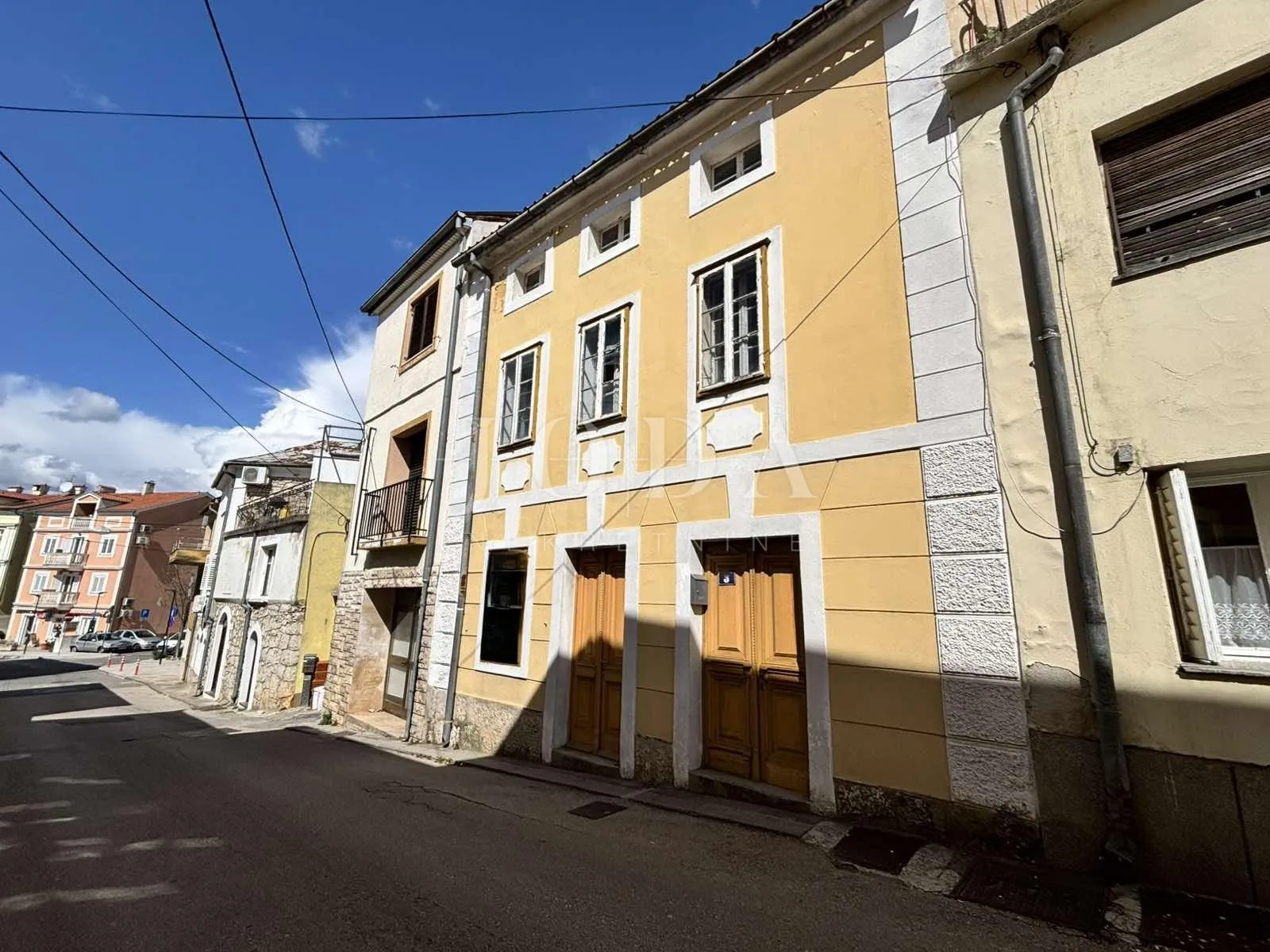 selce, kuća 50 m od mora za adaptaciju - slika 2