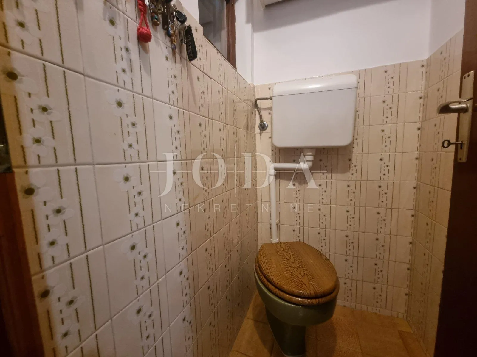 crikvenica, trosobni stan u širem centru grada - slika 16