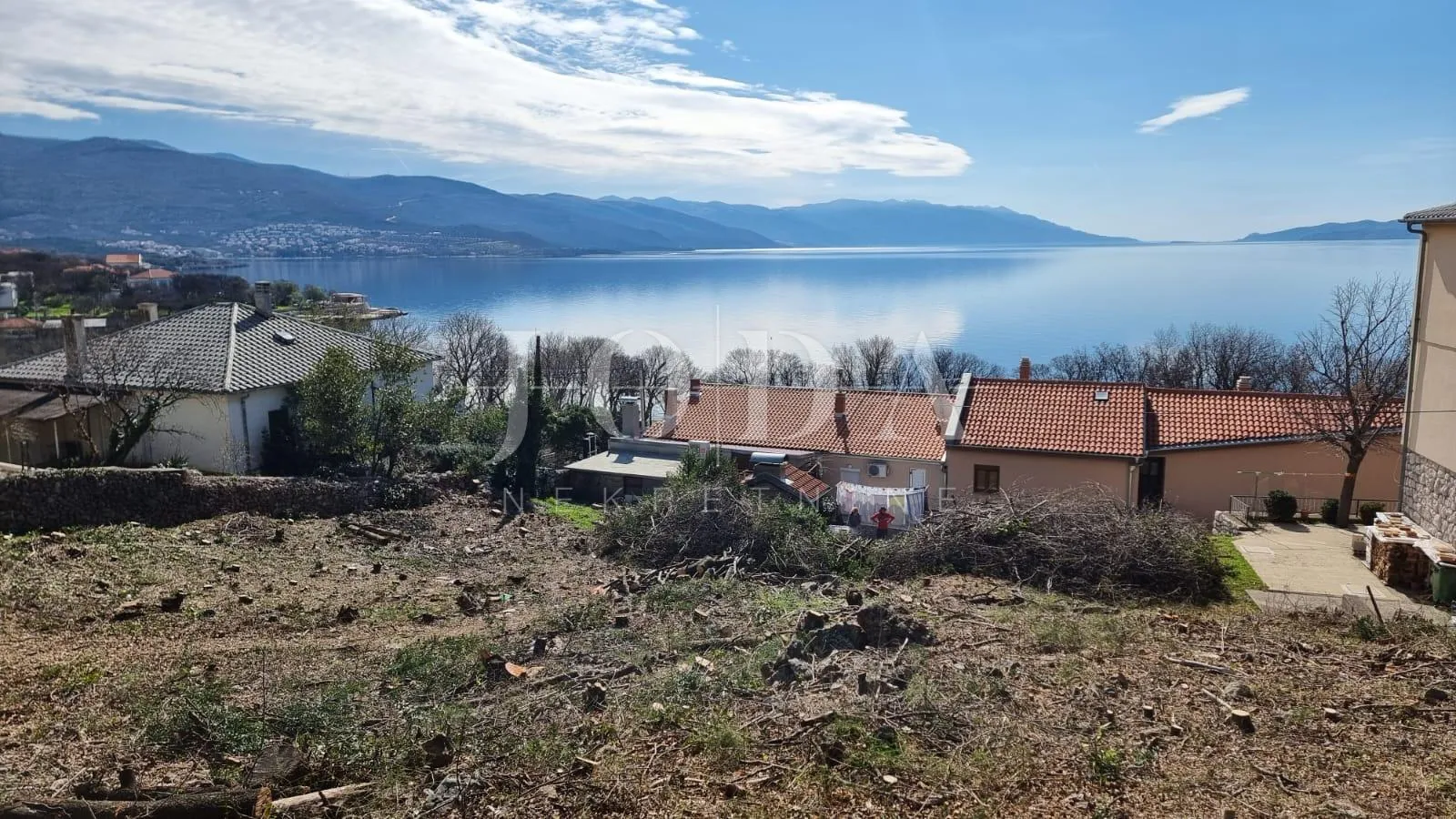 povile teren drugi red do mora - slika 4