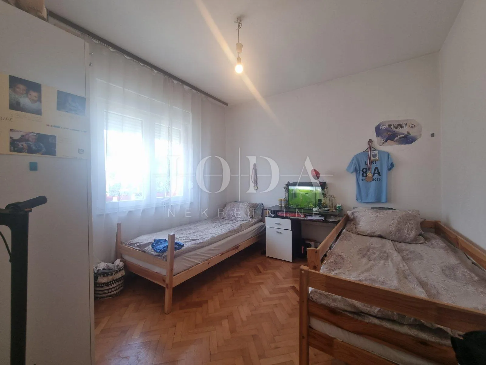 novi vinodolski, kuća u centru sa prostranom okućnicom - slika 7
