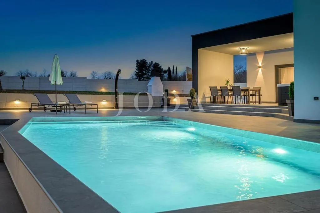 žminj, moderna villa sa bazenom, jacuzzijem i saunom - slika 13