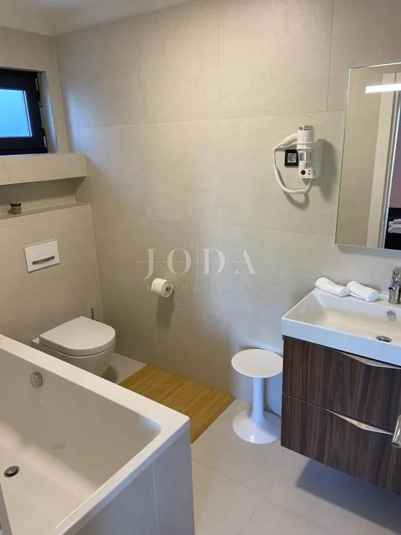 opatija, moderna villa sa prekrasnim pogledom na more - slika 37