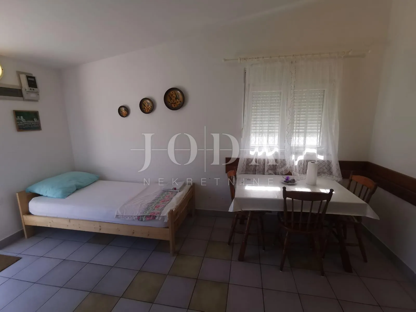 stinica kuća - slika 26