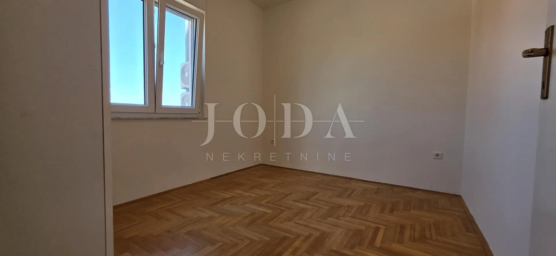 crikvenica – prostran 3s+db stan, mirna lokacija, 550 m od mora, parking - slika 5