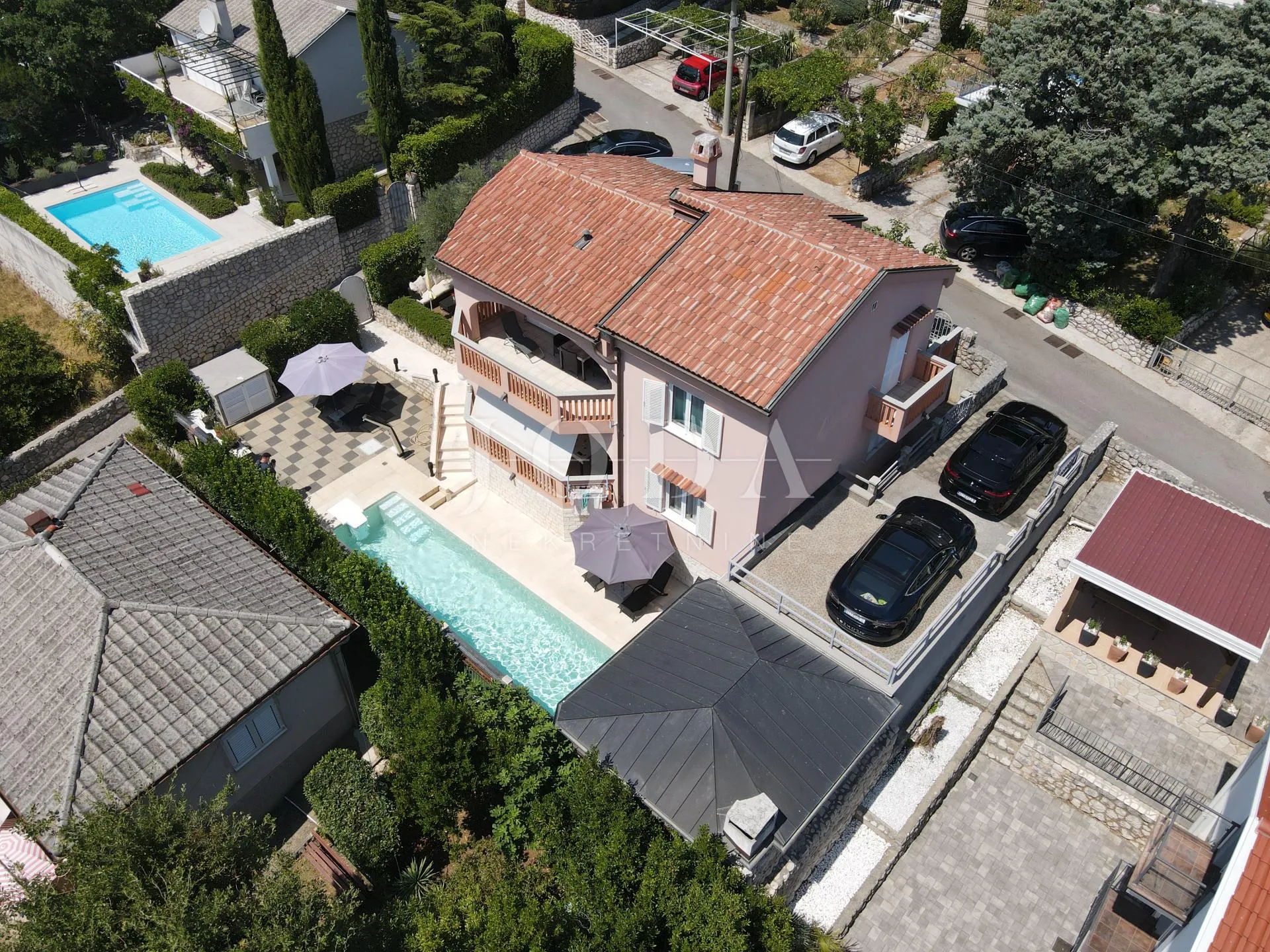 novi vinodolski kuća s bazenom - slika 24