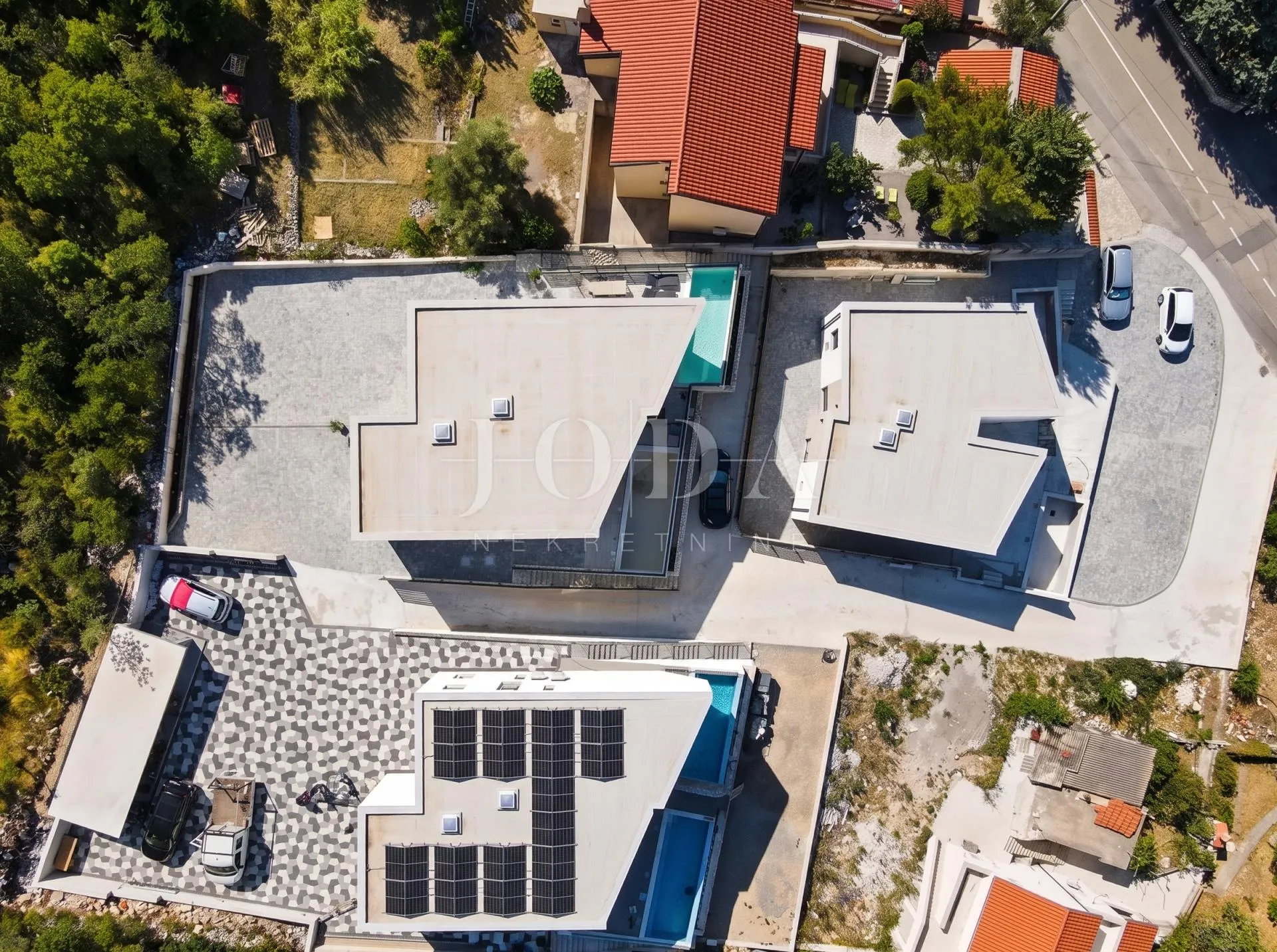 jadranovo, dvojna kuća s bazenom u roh bau - slika 3