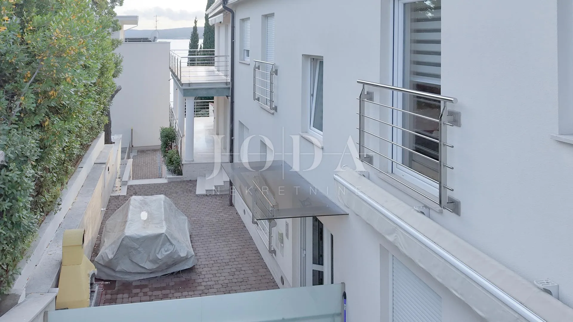 crikvenica, stan 20 metara od mora sa bazenom - slika 7
