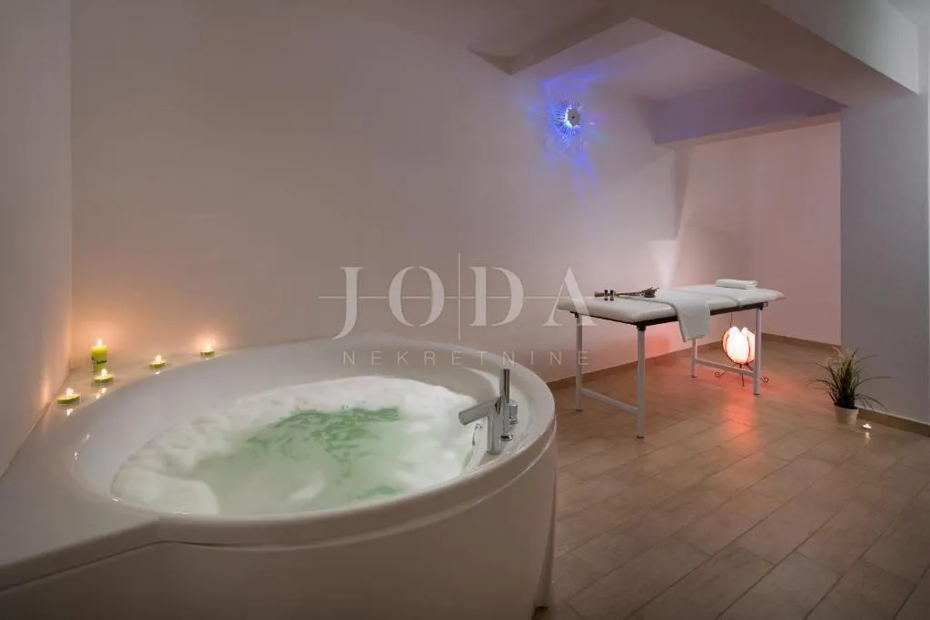 labin, okolica, luksuzna villa sa spa zonom - slika 24