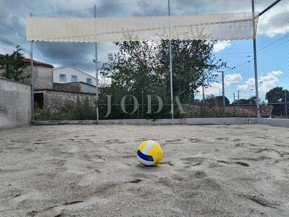 lijepa kamena kuća sa bazenom,barban okolica - slika 16