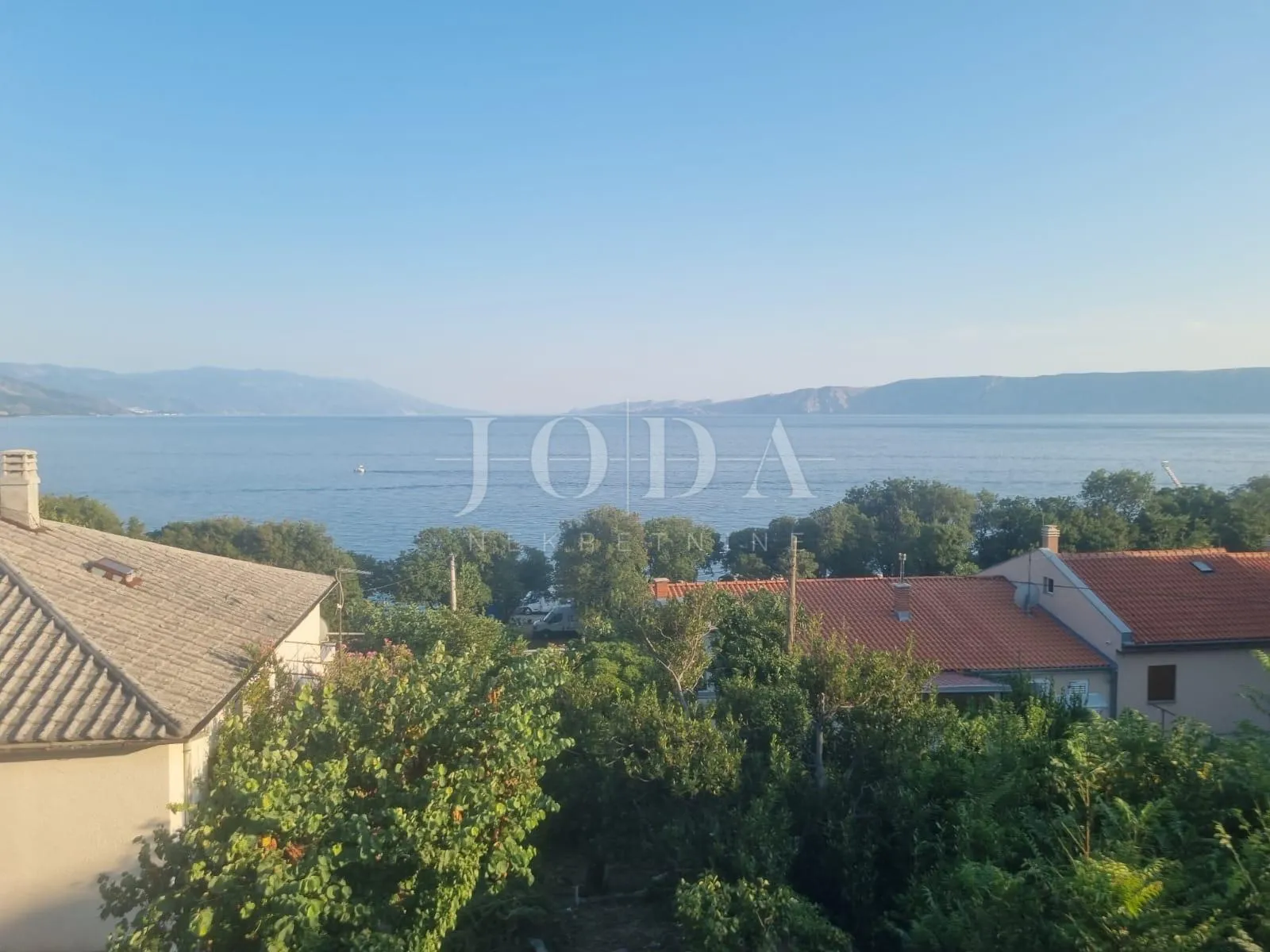 novi vindolski, kuća 70m od mora - slika 18