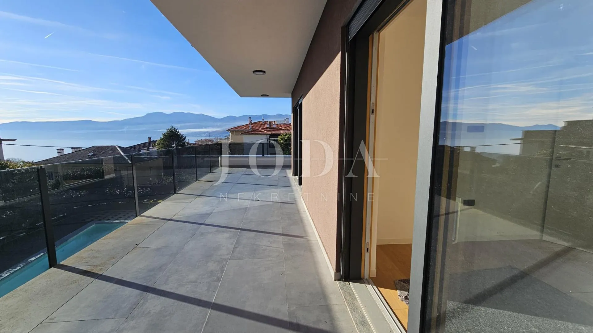 kantrida, luksuzni penthouse s panoramskom terasom i tri garažna mjesta - slika 29