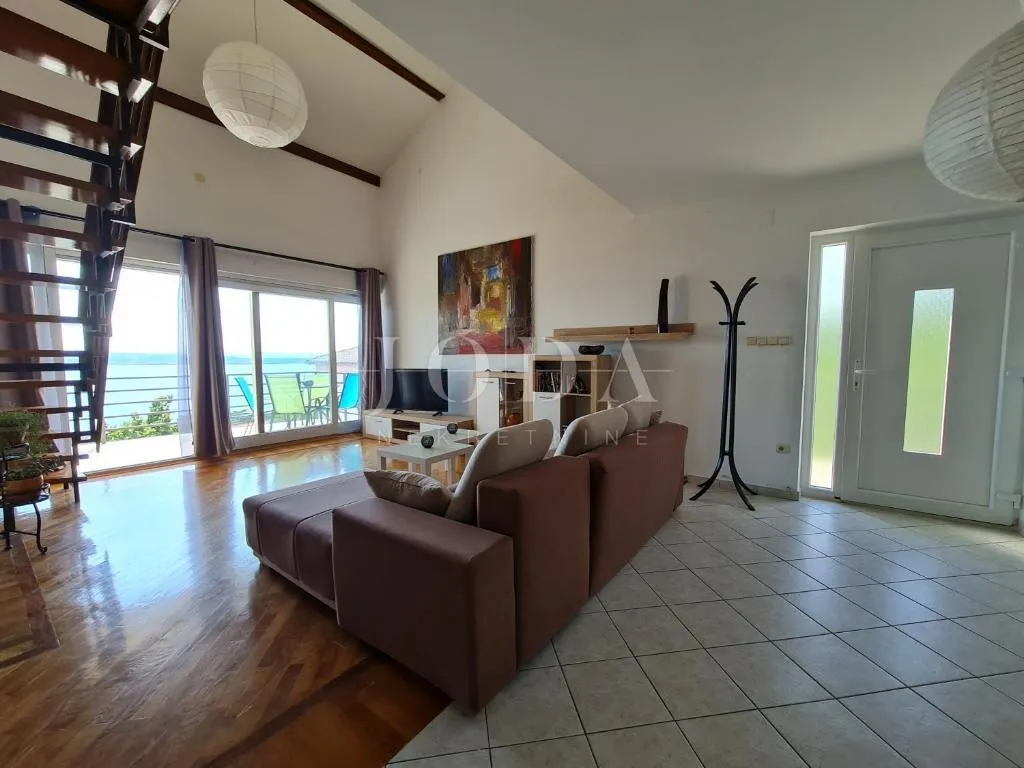 ekskluzivna nekretnina u crikvenici: 602 m², bazen, 7 apartmana, 250 m od mora - slika 30