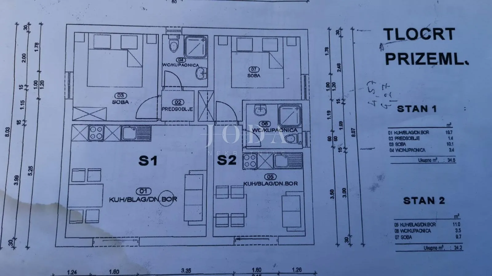 lukovo kuća sa 4 apartmana - slika 23