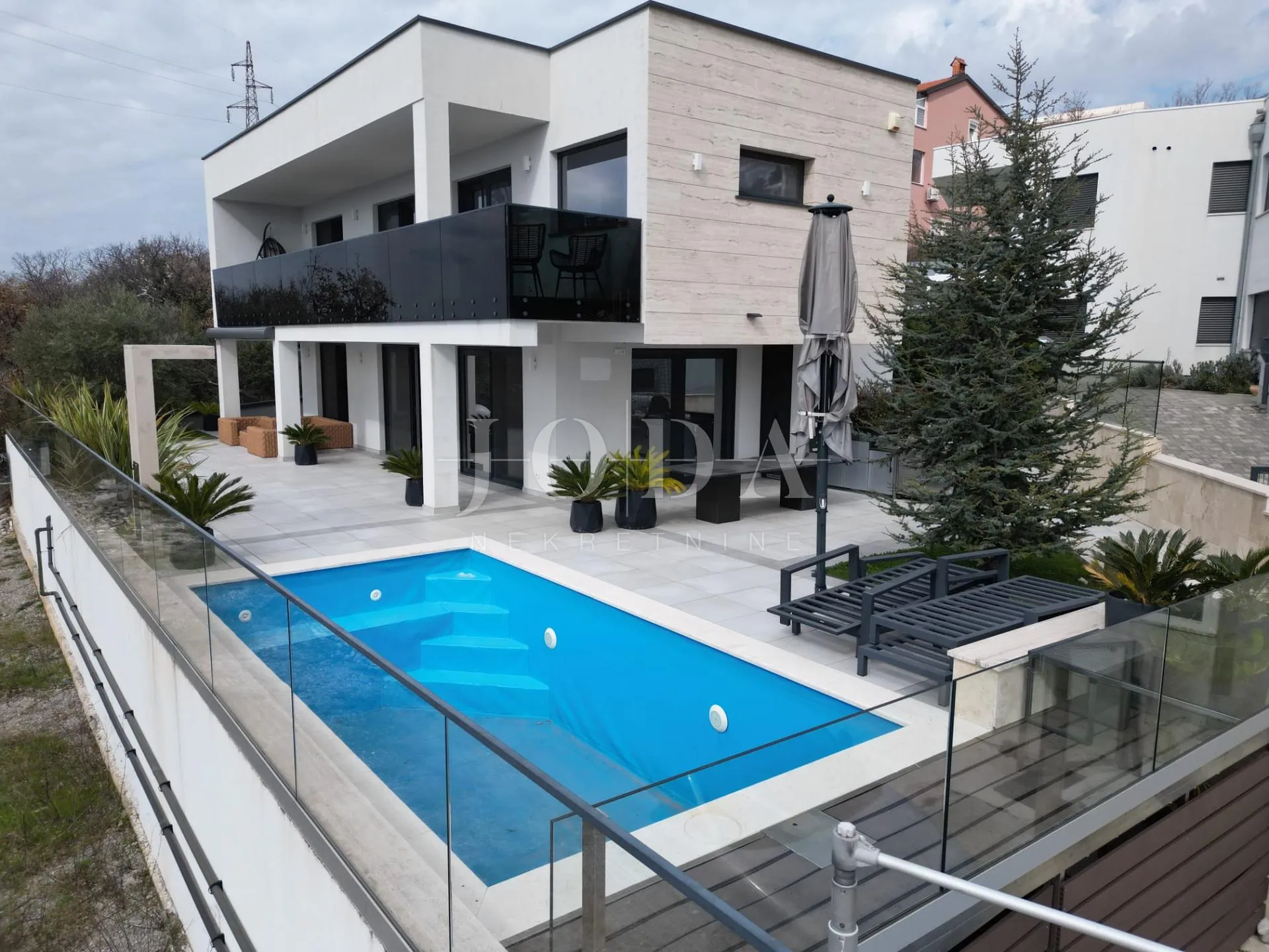 crikvenica kuća - slika 2