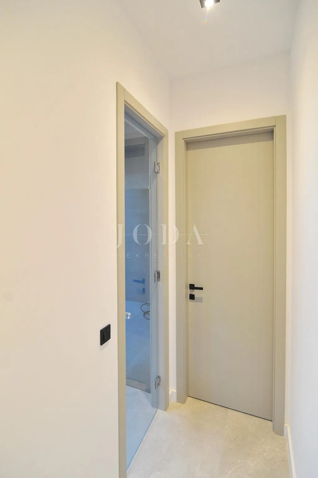 zadar, okolica, moderna vila blizu mora - slika 55