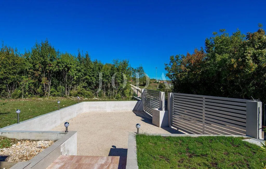 labin, okolica, villa sa bazenom i wellnessom - slika 8