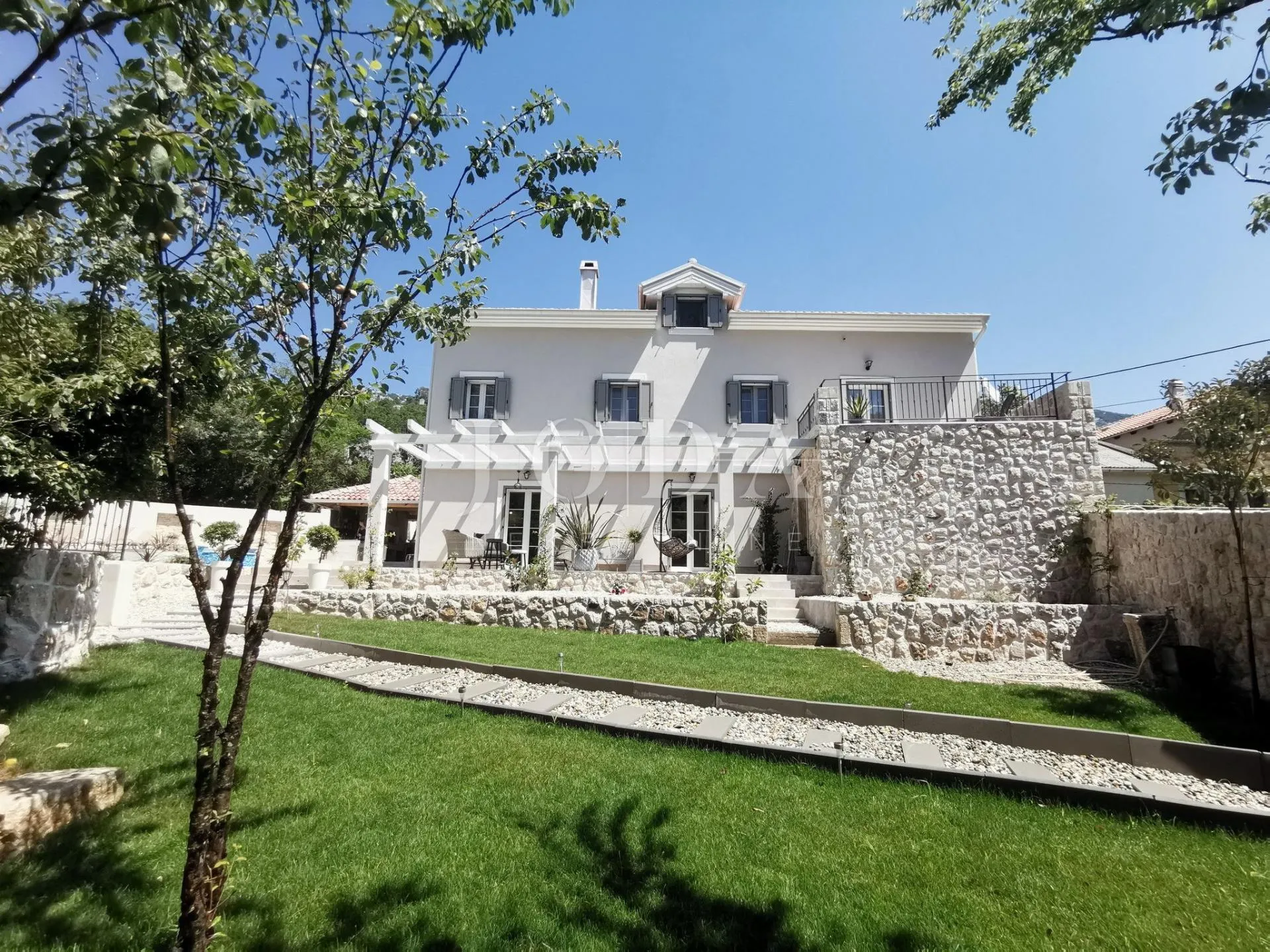 kuća na idiličnoj lokaciji - slika 21