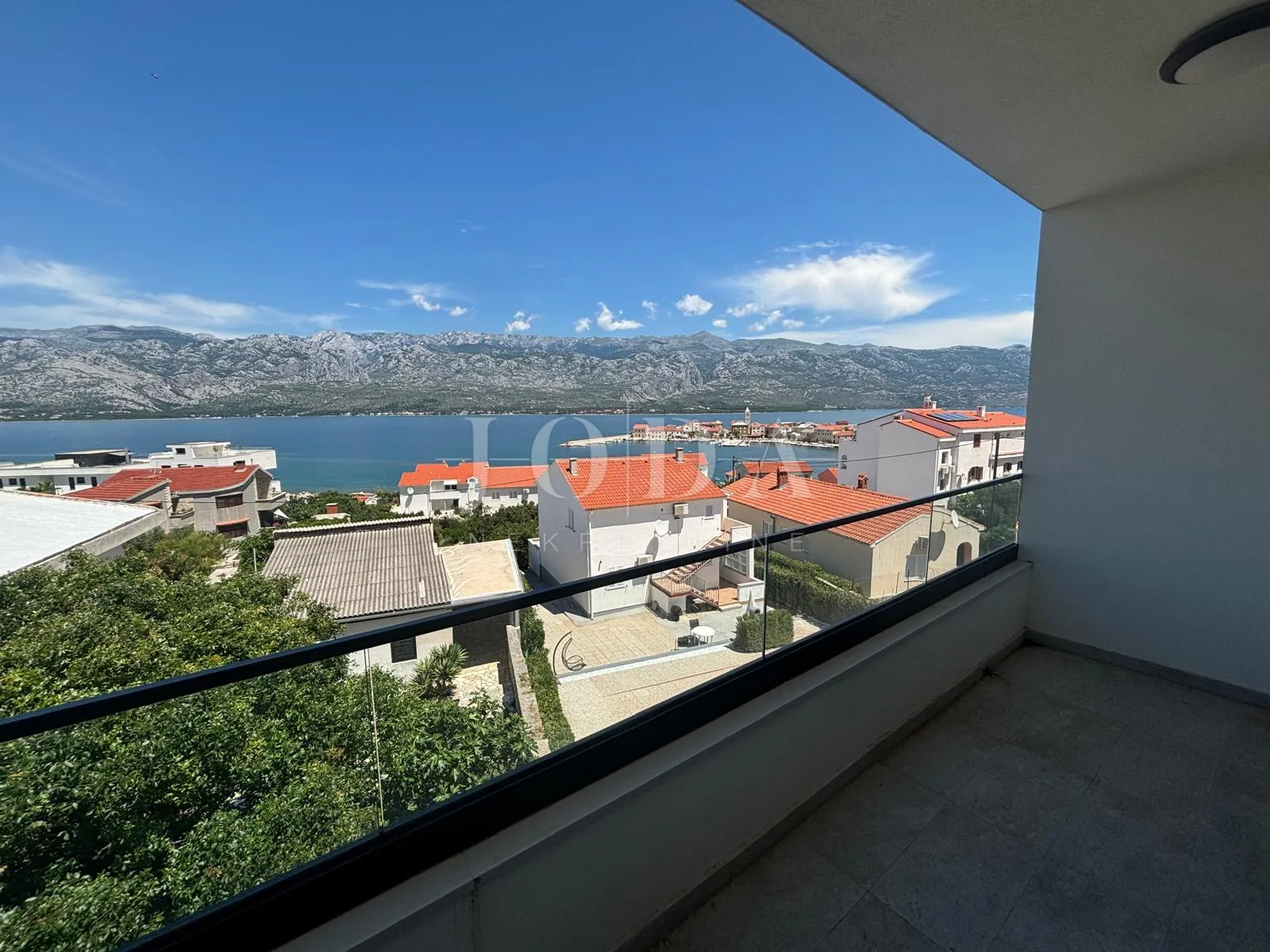 vinjerac, penthouse s pogledom na more - slika 1