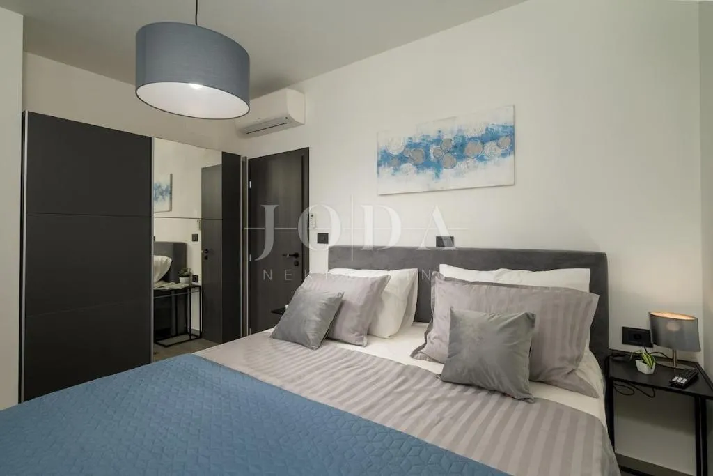 žminj, moderna villa sa bazenom, jacuzzijem i saunom - slika 29